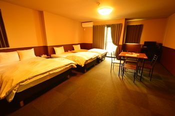 Guest house Oyo Musubi Orient Gojozaka 2*